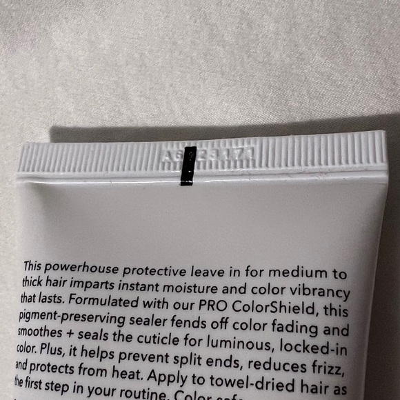 🎨NWT🎨 BUMBLE and BUMBLE Illuminated Color Leave-In Seal Rich Medium to Thick - Picture 10 of 10